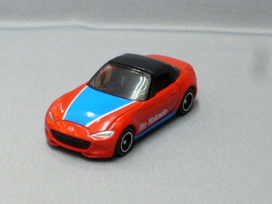 イトーヨーカドーオリジナル マツダロードスター トリコロール