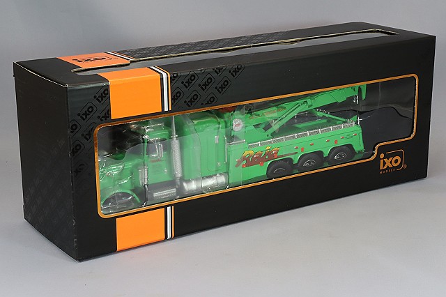 ピータービルド 359 レッカー車 グリーン [トミカとミニカーの