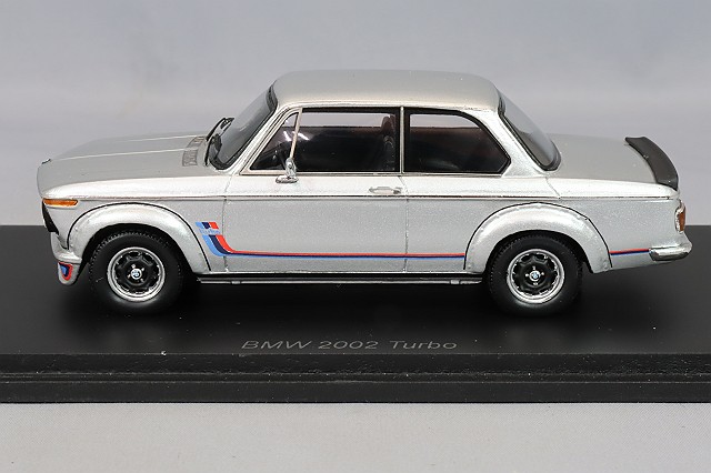 Spark 1:43 BMW 2002 Turbo year 1973 white S2814 model car