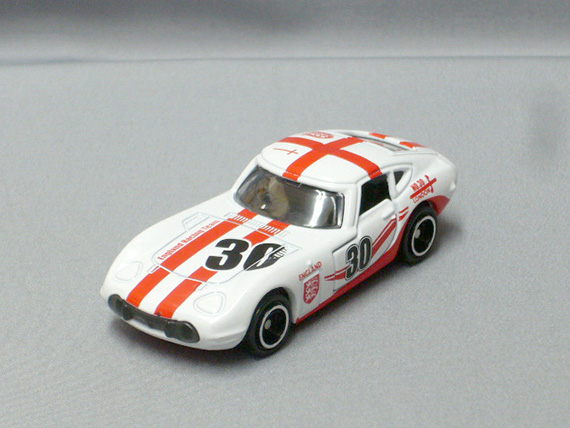 アピタピアゴ オリジナル＜世界の国旗トミカ＞ トヨタ2000GT