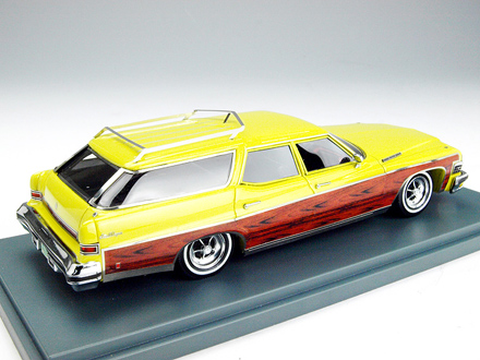ビュイック ルセーバー 4ドア ステーションワゴン 1974年 [ミニカー